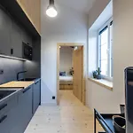 Vlasta Apt. #401 Apartamento *