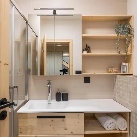 Vlasta Apt. #401 * Vysoké Tatry