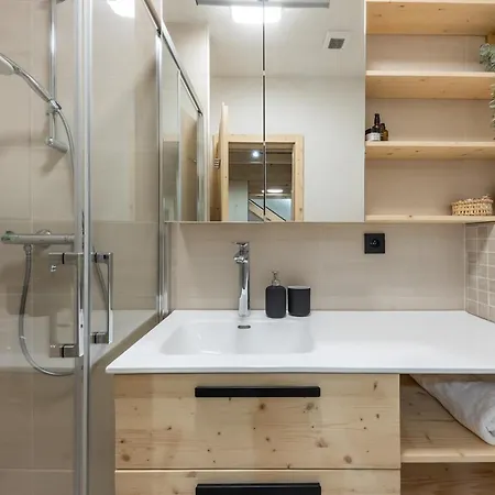 דירה Vlasta Apt. #401 *