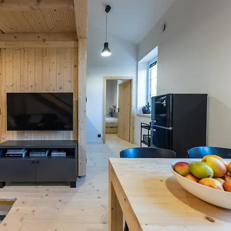 Vlasta Apt. #401 * Vysoké Tatry